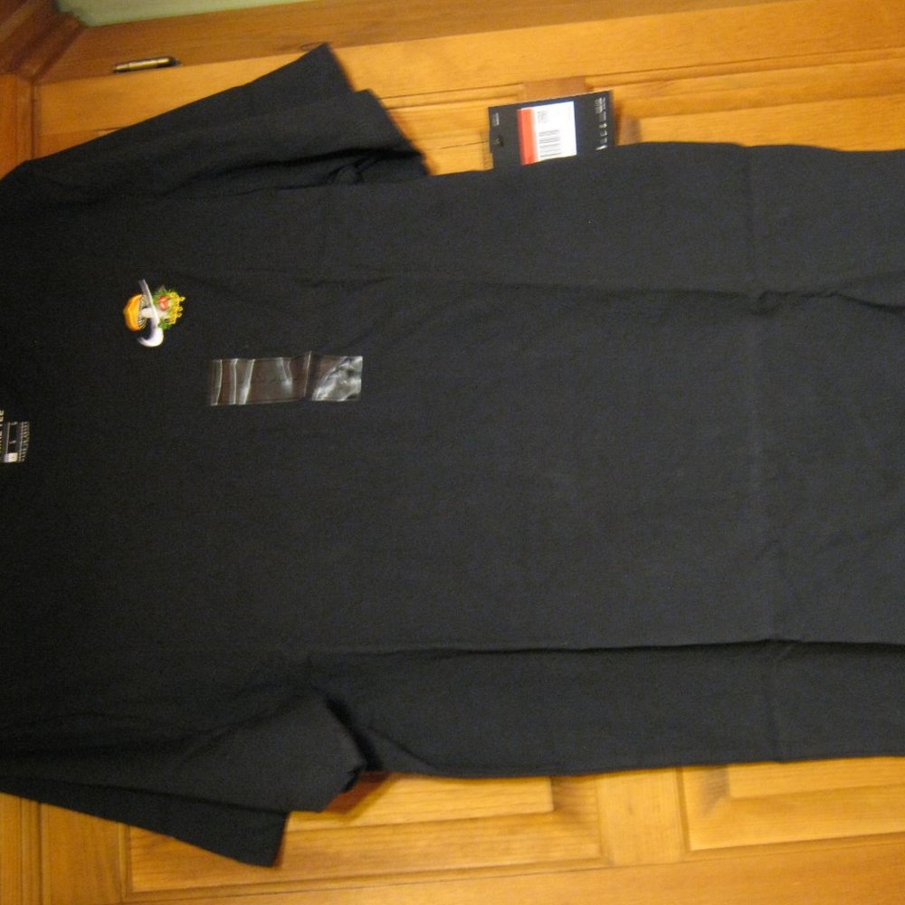 COPY - NWT Nike Logo Mushroom embroidered logo T-shirt in black Large